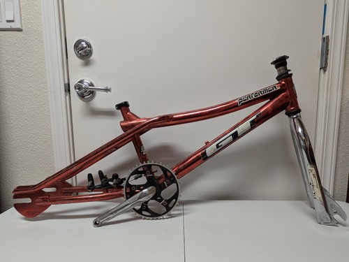 Red 2000 performer - gt, mid