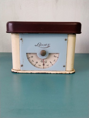 Ancienne balance cuisine - de,