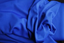 Coupon N°159 tissu bleu roi bord cote jersey synthétique  3 mètres