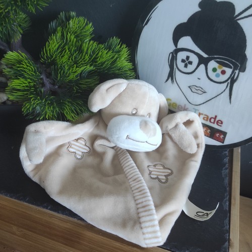 Doudou plat chien beige blanc