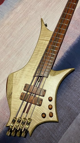 Basse headless luthier - headless,