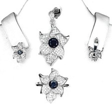 Parure Saphir bleu. Pendentif