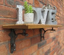 ÉTAGÈRES EN BOIS DE CHÊNE