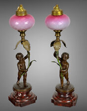 PAIRE DE LAMPE EN BRONZE SIGNÉ  " AUGUSTE MOREAU  " REPRÉSENTANT DES PUTTI