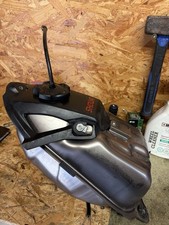 FUEL TANK PANEL - HONDA CRF R 250 ( 2018- 2021)