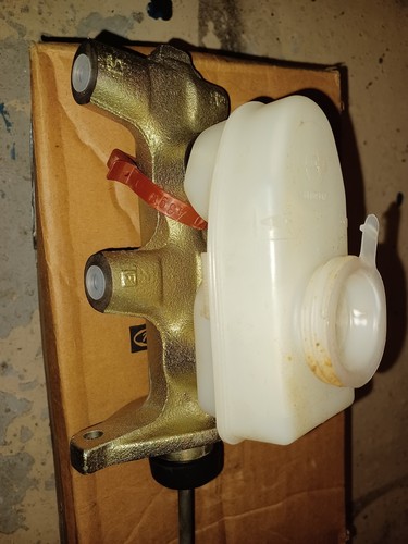 Brand new brake master - new,