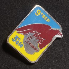 H6/10/24 (REF10064) Bel insigne 9ème RCP armée française french medal