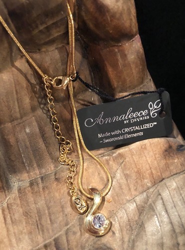 New nwt annaleece devries - by,
