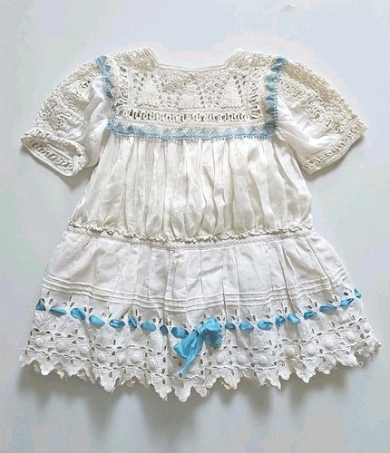 Jolie robe ancienne - jolie,
