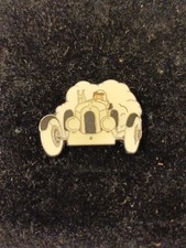 PIN'S BD Tintin Et Milou Automobile CORNER