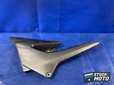 Cache sous selle gauche KAWASAKI ZR-7 de 1999 à 2004.