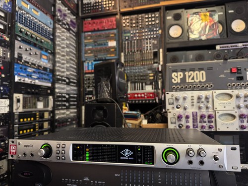 Universal audio apollo - audio, 8