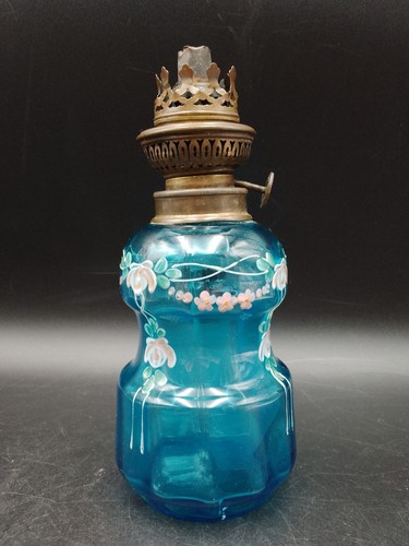 Belle petite lampe - à, pétrole