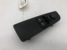 Interrupteur de leve vitre avant gauche FIAT GRANDE PUNTO 735423371