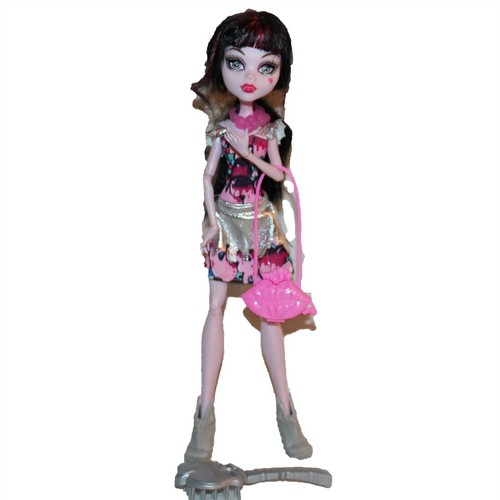 Poupée monster high - poupée,