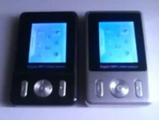 Lecteur Mp3 Vidéo Dictaphone Carte Mini Sd Câble Usb Écouteurs  1 X NOIR ET NEUF