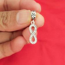 Charm pendant symbole de l