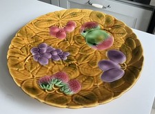 plat barbotine decor fruits