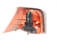 Feu arriere principal droit