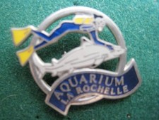 Pin's plongée diving requin shark La rochelle Aquarium Tourisme