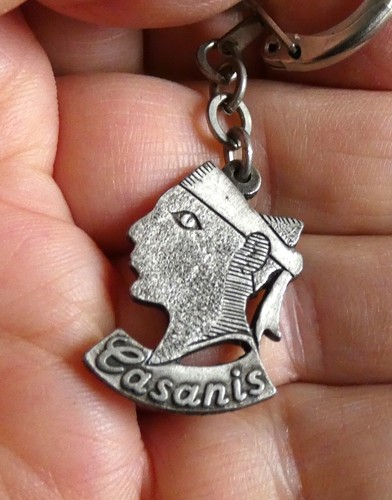 Ancien porte clé casanis - ancien,