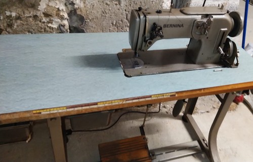 Bernina 217 6mm machine - , a