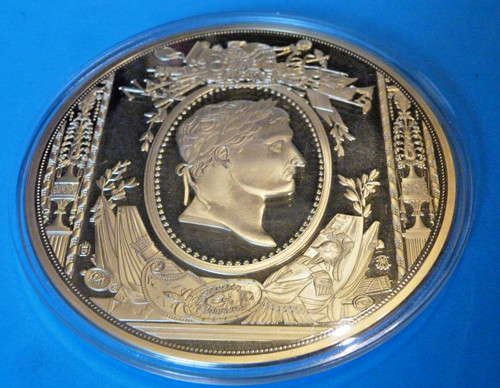 Superbe énorme médaille - et,