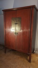 Armoire Chinoise couleur rouge Bordeaux