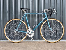 Vélo de course Peugeot PBN10 80's réstauré