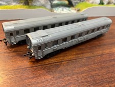 Lot de deux voiture mistral gégé échelle ho