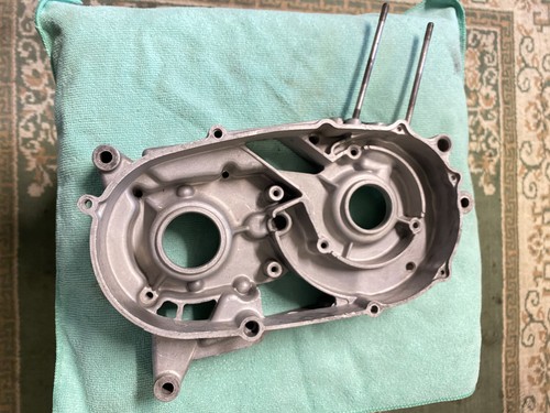 Carter moteur droit - , yamaha