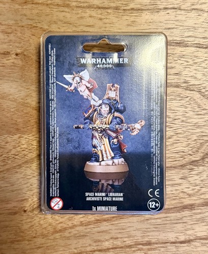 Space marines librarian - space,