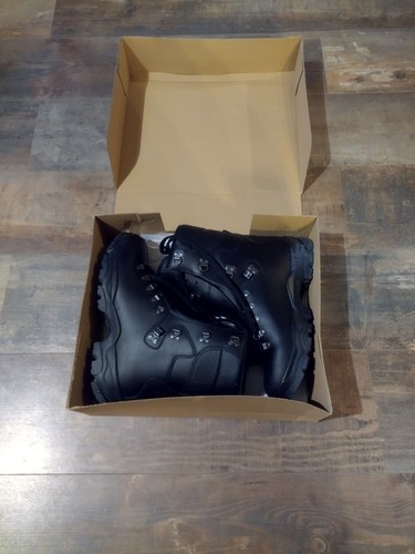 Chaussures rangers félin - /,