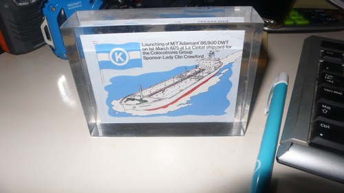 Inclusion sous resine bateau - inclusion,