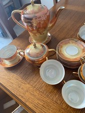 Service à café en porcelaine