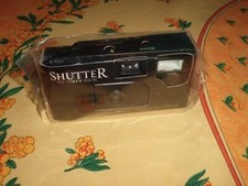 APPAREIL PHOTO JETABLE SHUTTER  SOUS BLISTER AVEC FLASH ET PELLICULE INTEGREE