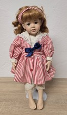 Poupée d'artiste poupée en