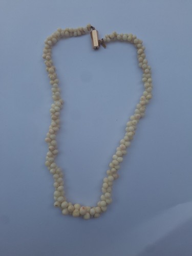 Collier perles corail blanc - perles,
