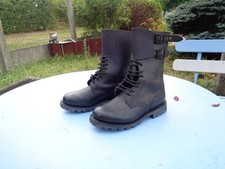 PAIRE DE RANGERS DE L'ARMÉE FRANÇAISE, ARGUEYROLLES, POINTURE 42