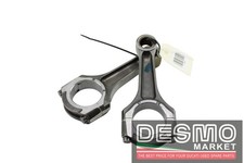 Paire de bielles du moteur
