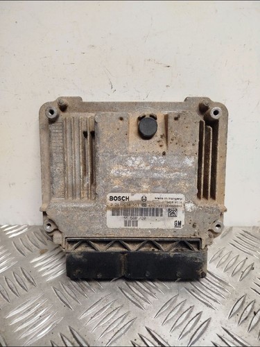 Calculateur moteur saab - moteur,
