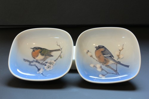 Deux coupelles porcelaine - deux,