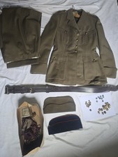 Lot vêtements militaire Militaria WW1 WW2 / Uniforme Officier Boutons Ceinture
