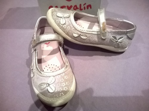 Chaussures babies fille - /, ~