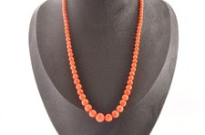 Collier ancien en corail rose