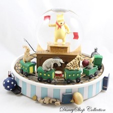 Snow globe musical Winnie