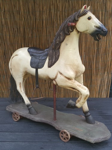 Ancien cheval bois idée - cheval, en