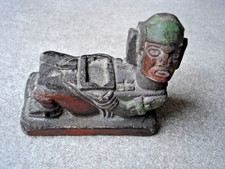 statue maya de chac mool