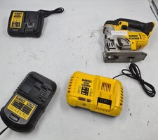 Lot De 4 DEWALT sans Fil Outils - 1 Scie Sauteuse, 3 Recharge Unités, D'Occasion