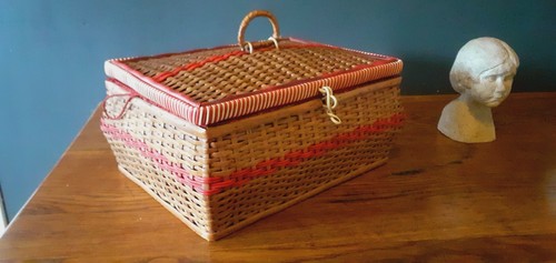 Boîte couture année - À,